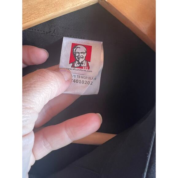 Kentucky Fried Chicken Taco Bell Men M Uniform Button up Shirt Logo Embroidered - Picture 5 of 7